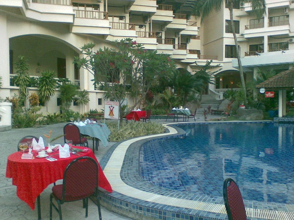 The Orient Star Resort Lumut Exterior foto