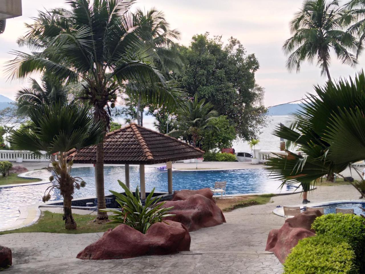 The Orient Star Resort Lumut Exterior foto
